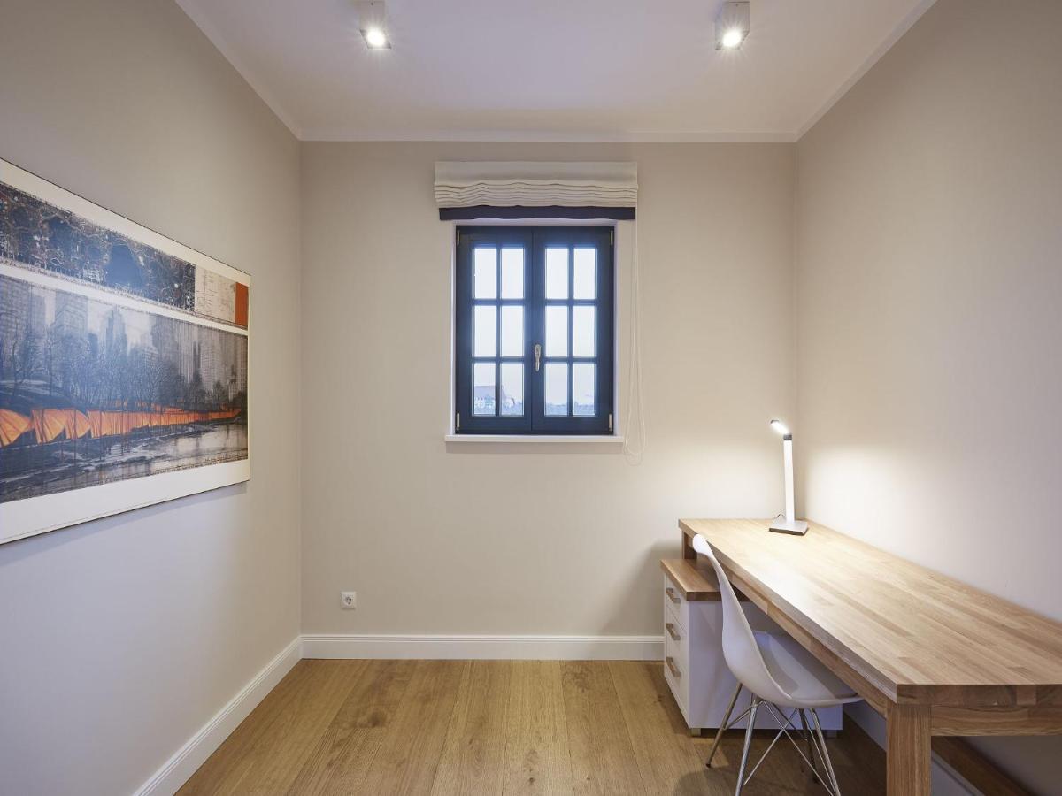 Casa vacanze Reetland Am - Luxus Reetdachvilla Mit 3 Schlafzimmern, Sauna Und Kamin F08
